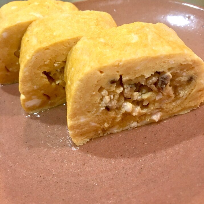 旨味がジュワッと☆椎茸と鶏むねひき肉の出汁巻き